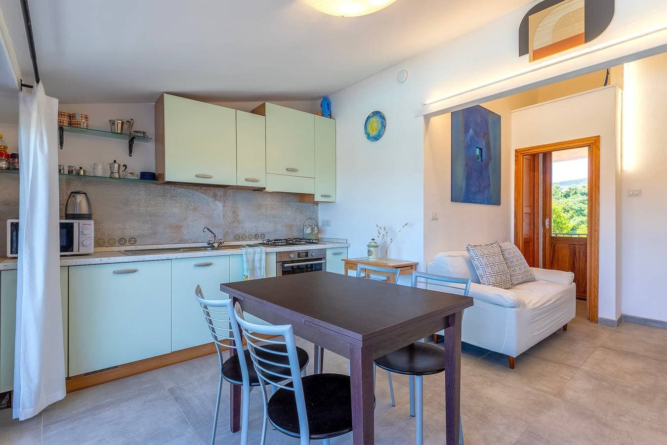 Foto 9 von 36: Ferienwohnung 'Attico Villa Stefania' mit Meerblick, Pool und privatem Garten