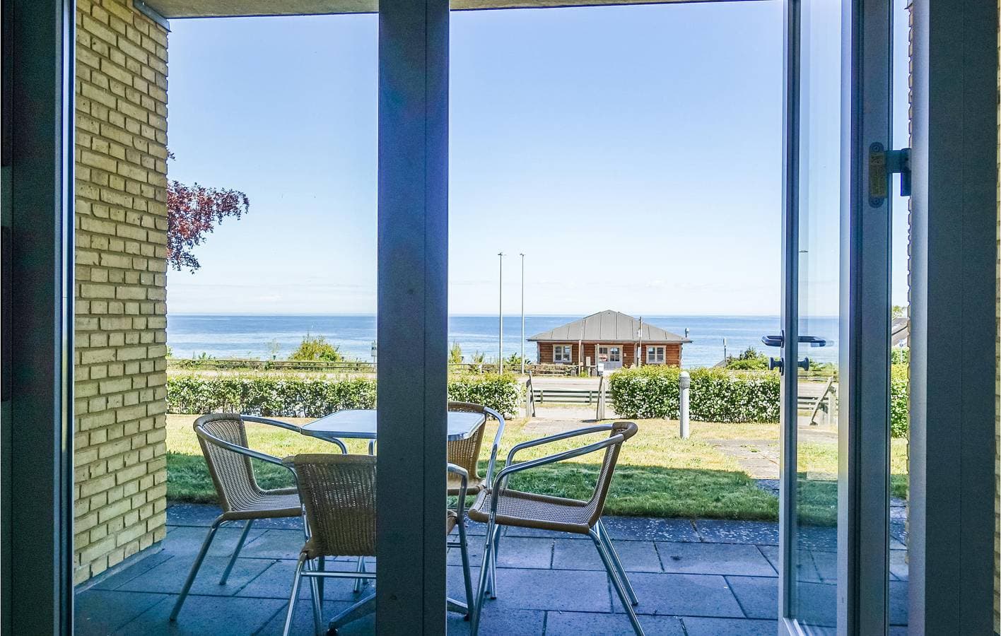 Foto 9 von 18: Ferienwohnung für 4 Personen mit Terrasse
