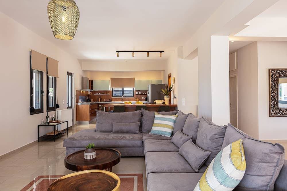 Foto 8 von 30: Luxury Ensuite Villa Overlooking Souda Bay