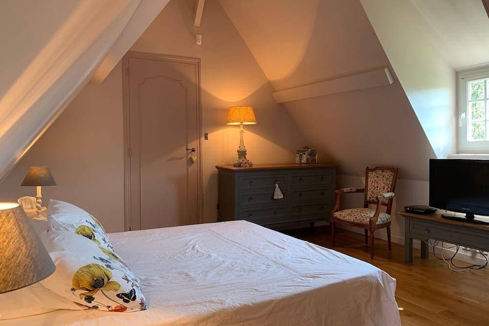 Foto 2 von 30: Normannisches Ferienhaus und Gästehaus für 6/7 Personen mit beheiztem Pool