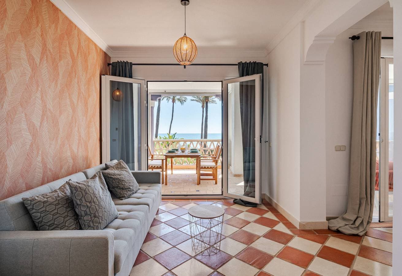 Foto 10 von 32: 32. Luxury apt in Casares, Andalucia sea view