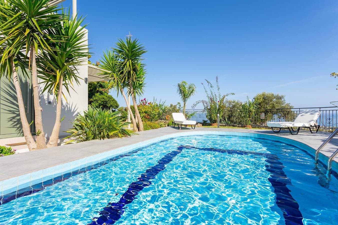 Foto 4 von 22: Villa für 4 Personen mit Garten