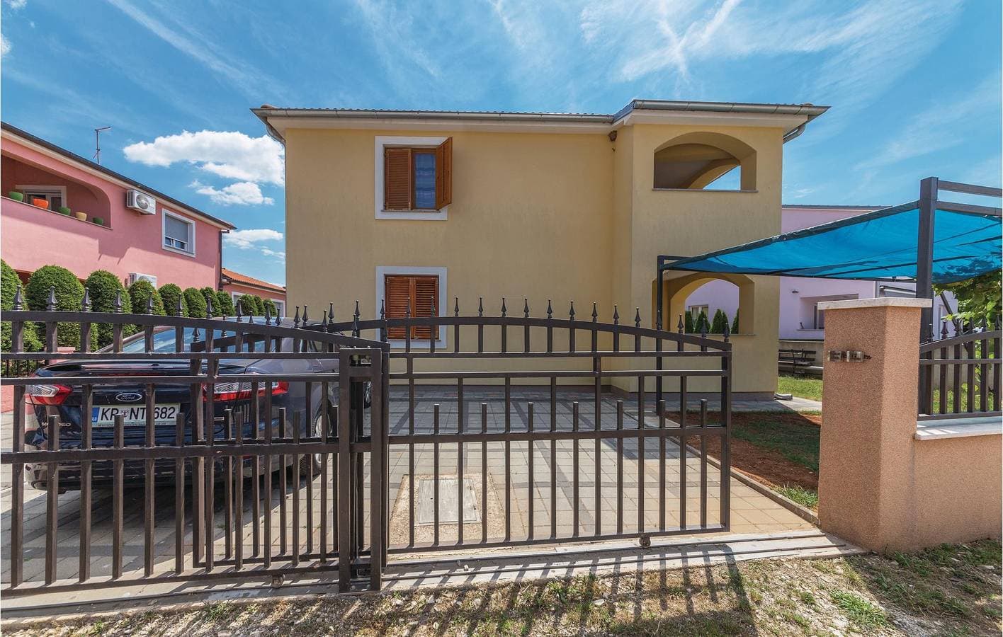 Foto 5 von 27: Gemütliche Ferienwohnung mit Terrasse, Parkplatz und WLAN in der Nähe von Valbandon und der Küste