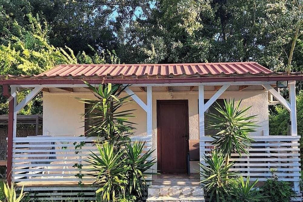 Rajana Bungalow am Strand 1