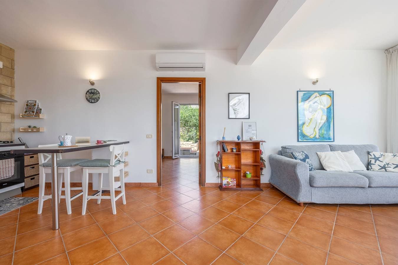 Foto 7 von 31: Villa 'Anna Messina' mit Meerblick, WLAN und Klimaanlage