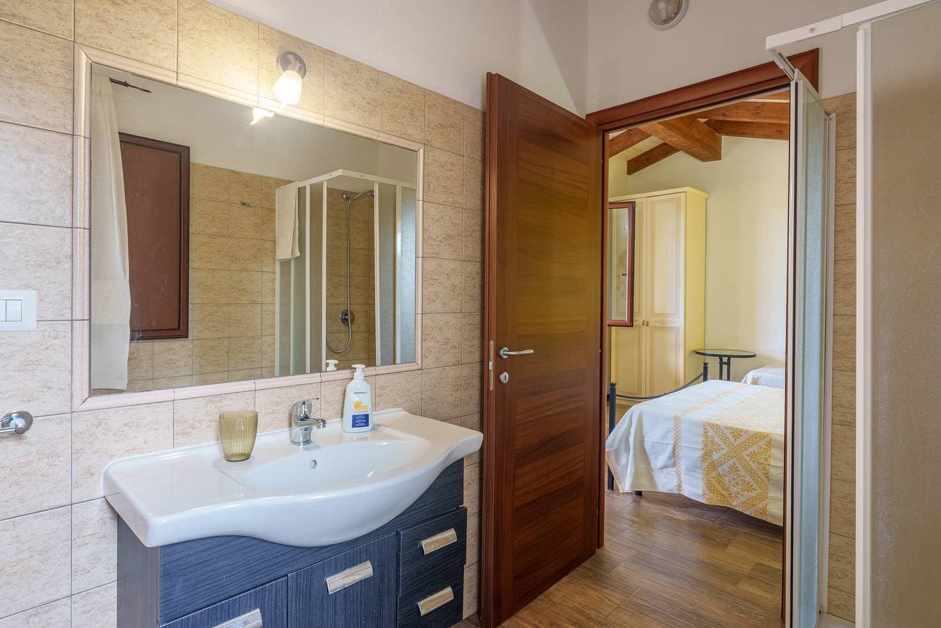 Foto 12 von 34: Ferienwohnung 'Stella Marina Piscina E Vista Mare' mit Meerblick, Wi-Fi und Klimaanlage