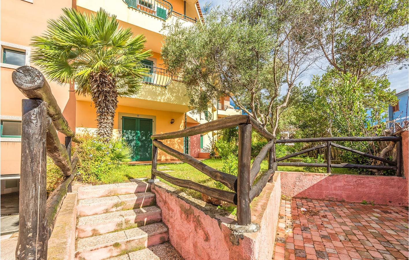 Gemütliches Apartment mit AC, Parkplatz, Küche, Pool & WiFi - Nähe Strand! 1