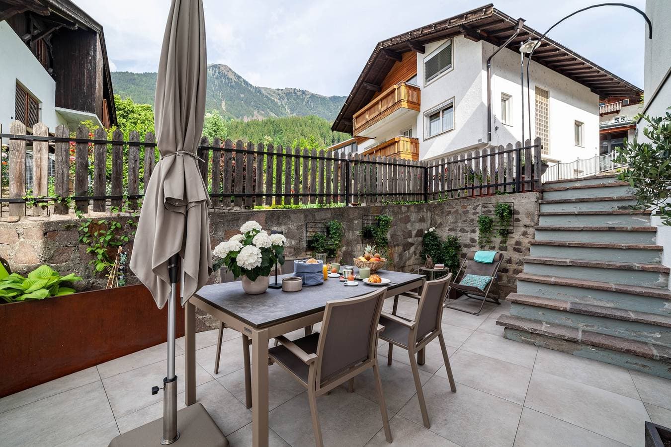 Foto 3 von 21: Ferienwohnung "Maja" mit Bergblick, Privatem Garten und WLAN