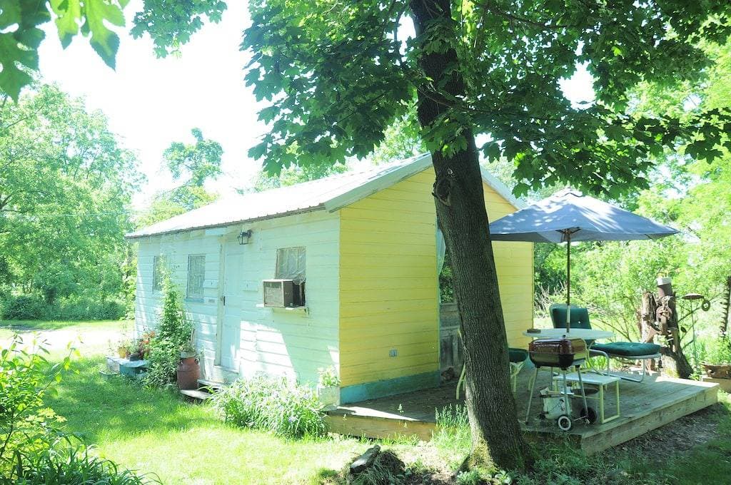Ein gemütliches ländliches \"Puppenhaus\" mit allem, was Sie brauchen. 1