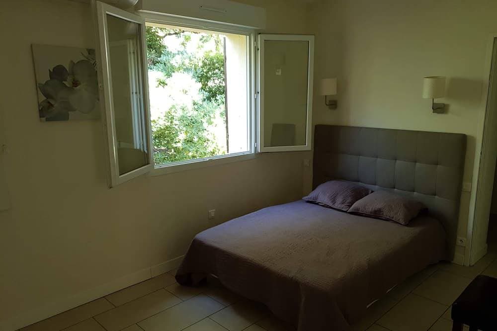 Foto 4 von 30: Villa mit Klimaanlage, sehr ruhig, Meerblick, Schwimmbad, 10 Personen