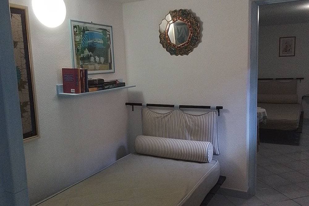 Foto 6 von 22: Apartment in a residential complex 5 minutes from Campulongu Beach