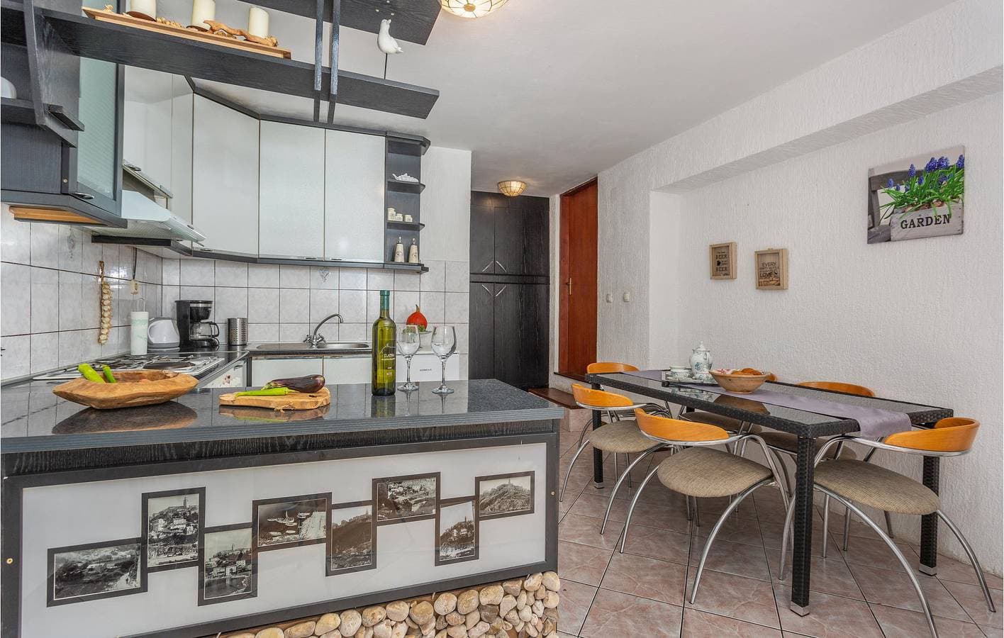 Foto 7 von 32: Gemütliche 1-Zimmer-Wohnung mit Terrasse, nur wenige Schritte vom ruhigen Strand entfernt