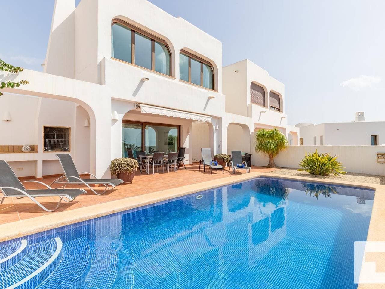Foto 4 von 36: Moderne Villa in Calpe mit privatem Pool, WLAN, Klimaanlage und Parkplatz