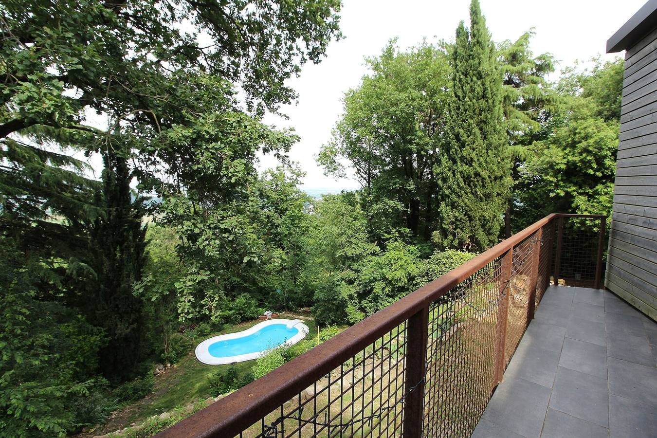 Foto 10 von 51: Villa für 6 Personen mit Balkon