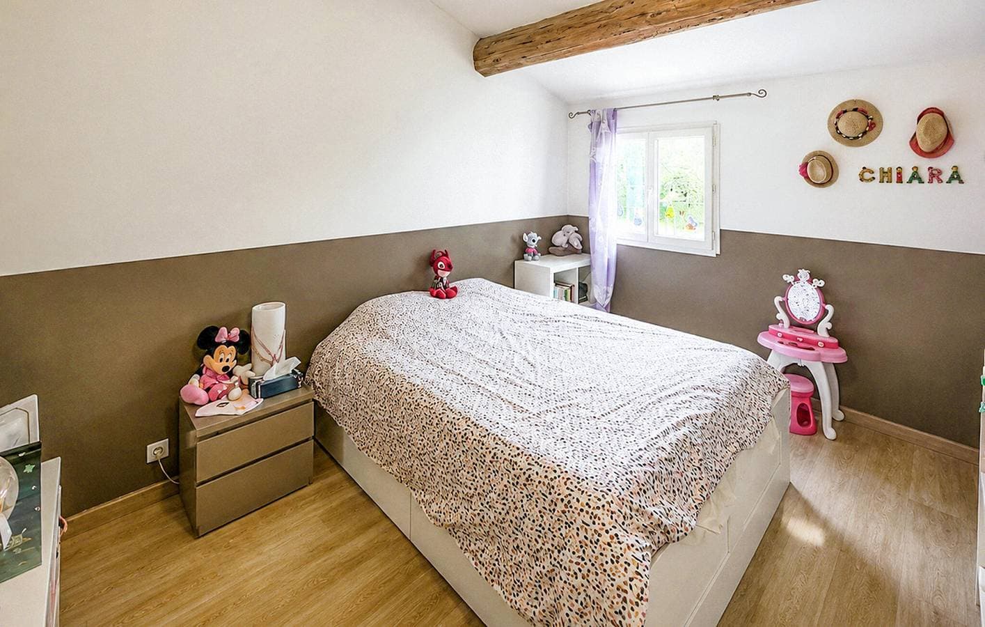 Foto 5 von 12: Moderne Wohnung mit Pool, WLAN, Klimaanlage und Terrasse in der Nähe von Titi Pizza