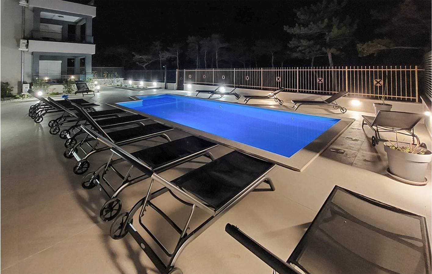 Foto 11 von 33: Gemütliche Ferienwohnung am Meer: WLAN, Pool & Terrasse, 1,5 km zum Strand