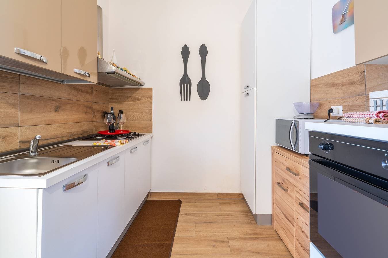 Foto 9 von 42: Villa 'Gioia Fontane Bianche' mit Meerblick, WLAN und Klimaanlage