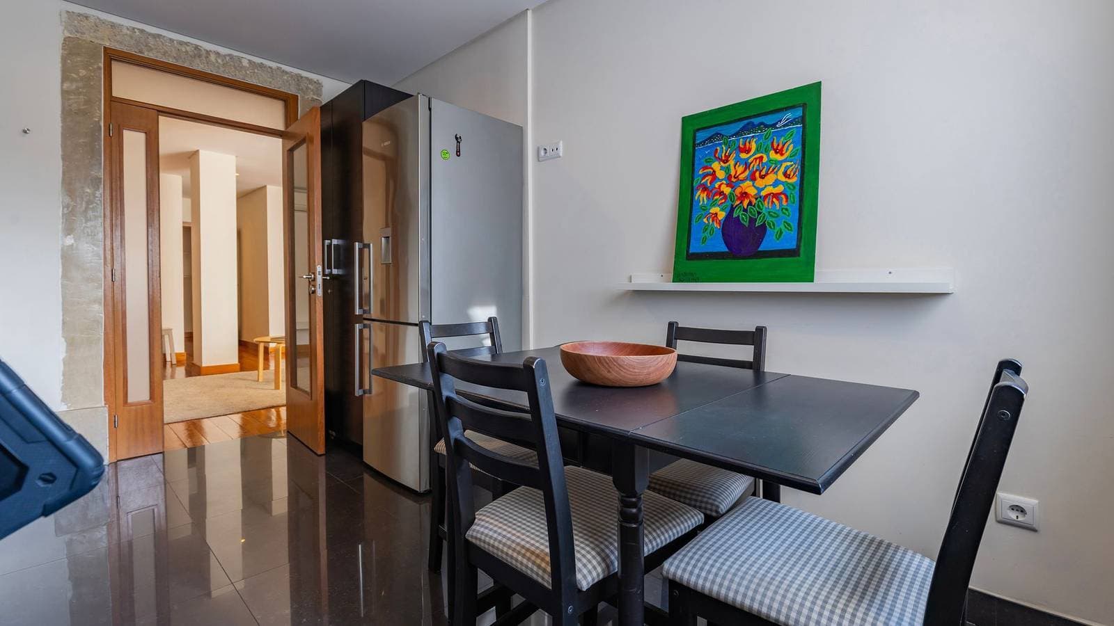 Foto 13 von 27: Luminous 1Bdr Apartment by LovelyStay