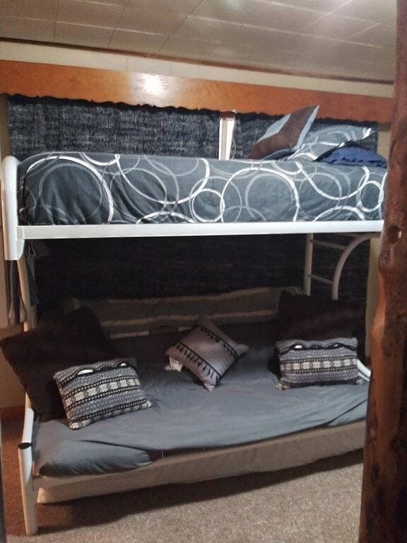 Foto 3 von 30: Gemütliches Cottage mit Sauna & Ev 14-50 Anschluss!!  Whirlpool verfügbar April - Oktober