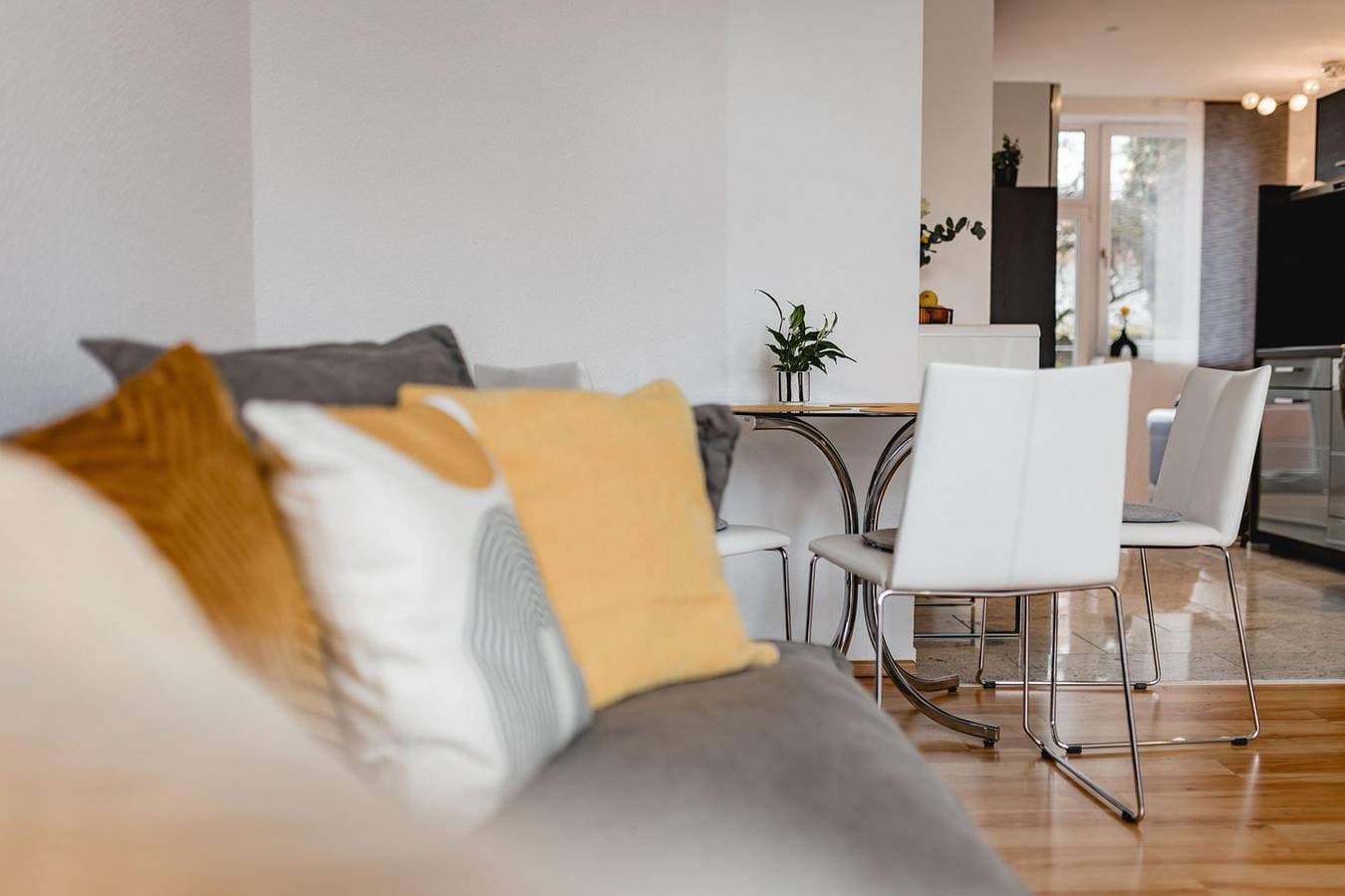 Foto 9 von 33: ⭐⭐⭐⭐  Abc Wohnung F