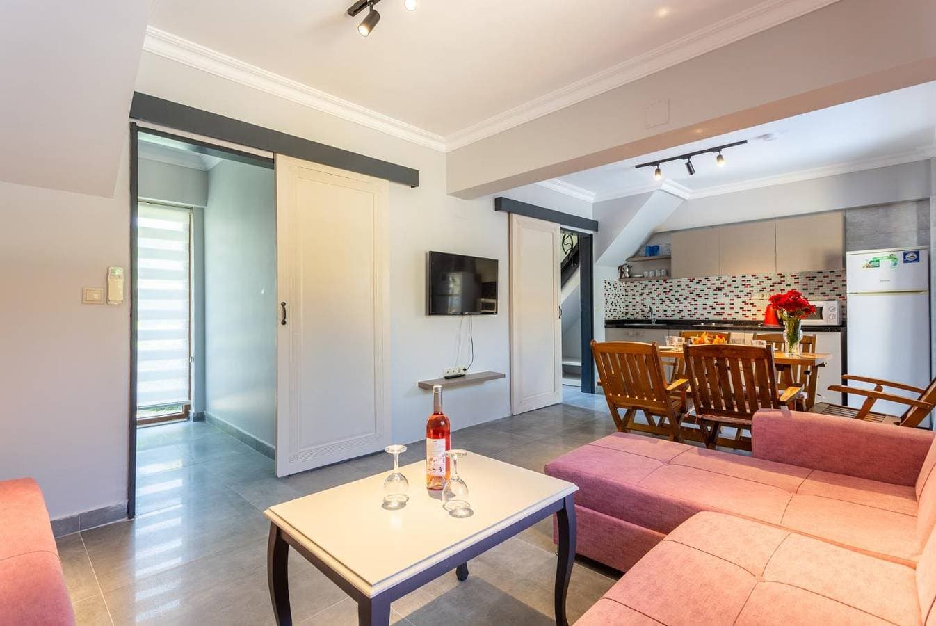 Foto 4 von 16: Villa für 4 Personen mit Terrasse