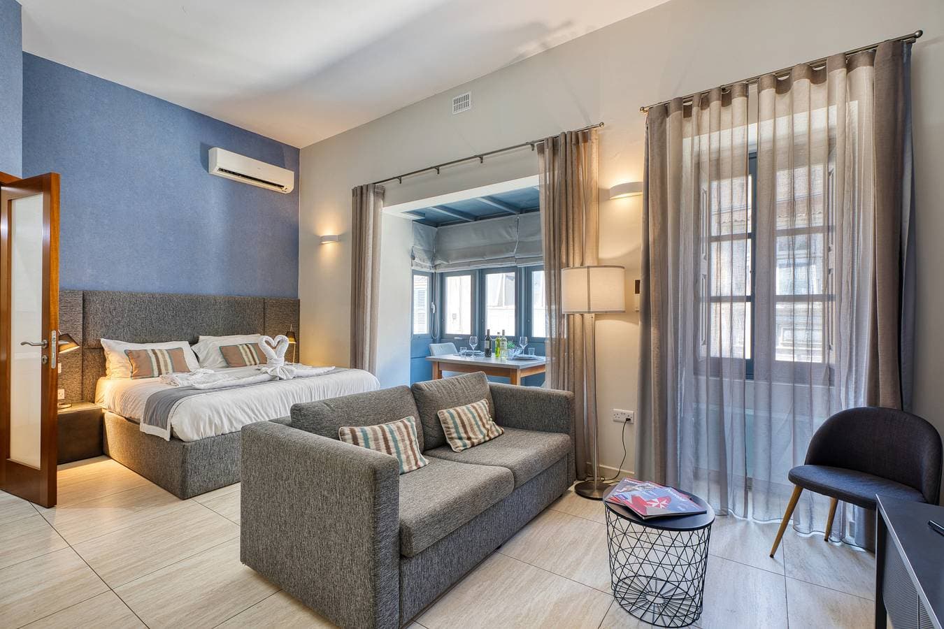 Foto 3 von 25: Ferienwohnung für 3 Personen mit Balkon