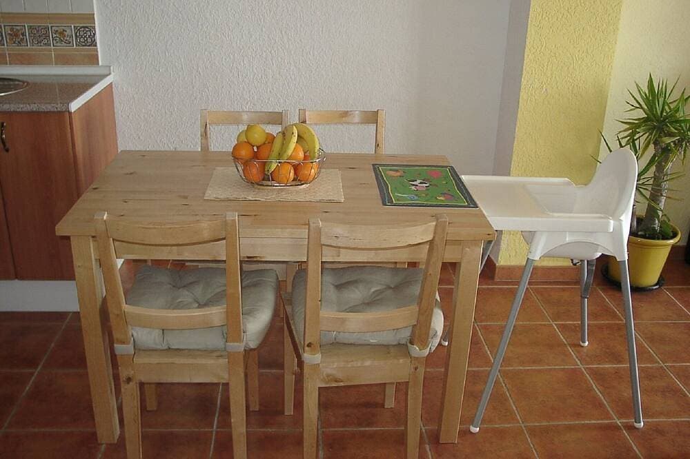 Foto 9 von 22: Ferienwohnung mit Sonnenterrasse und Meeresblick