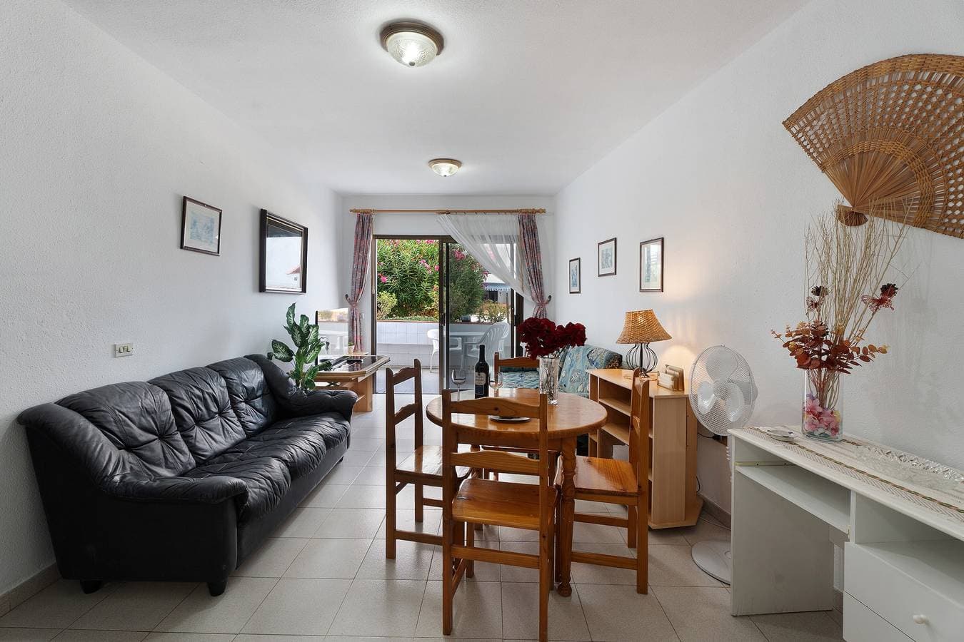 Foto 4 von 29: Ferienwohnung 'Carpediem Playa La Arena' mit Meerblick, Gemeinschaftspool und WLAN