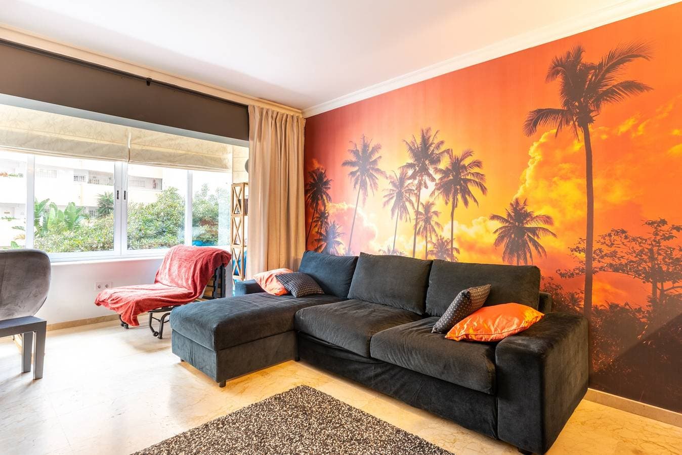 Foto 4 von 25: Ferienwohnung '1line Beach' mit Meerblick, WLAN und Klimaanlage