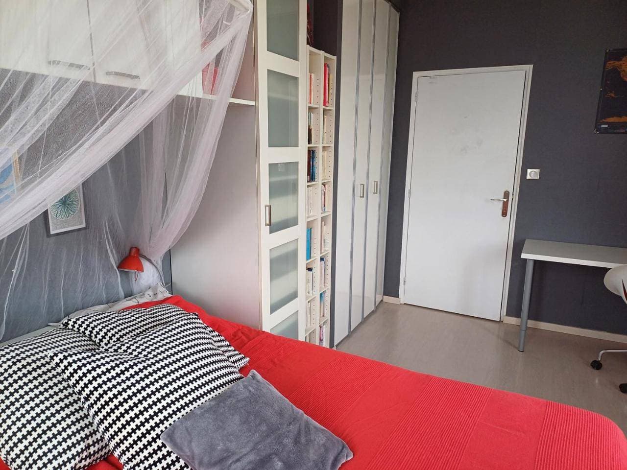 Foto 9 von 9: Double Room