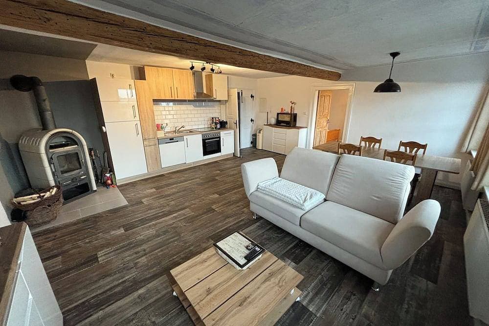 Ruhe und Erholung pur in historischem Fachwerkhof: Ferienwohnung \"Streamatze\" 1