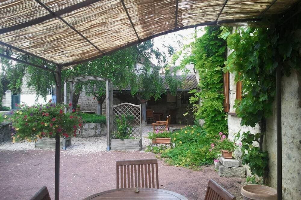 Foto 13 von 17: Typisches Landhaus - Poligny