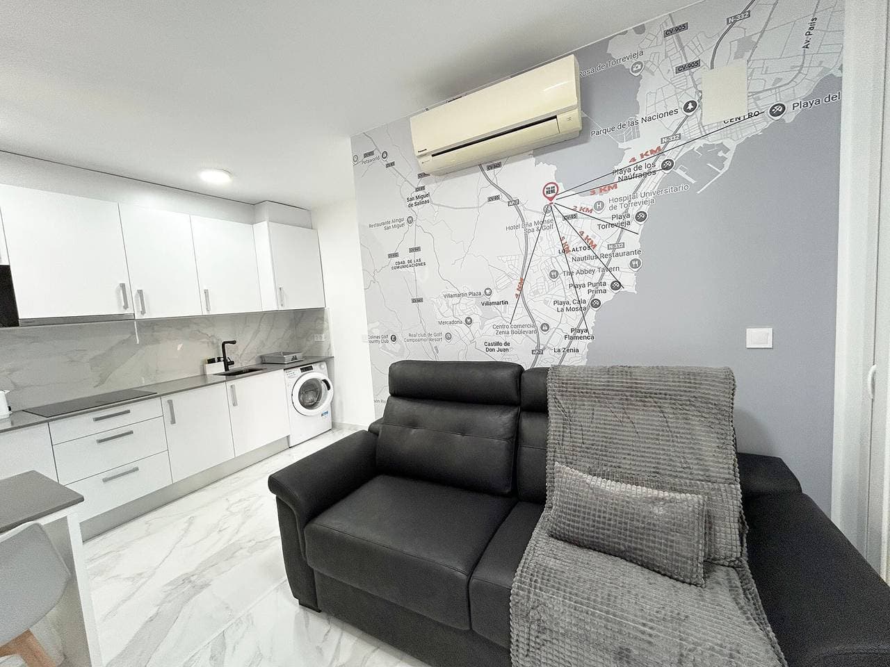 Foto 3 von 45: Ferienhaus 'Calle Ruidera 116' mit Gemeinschaftspool, privater Terrasse & WLAN