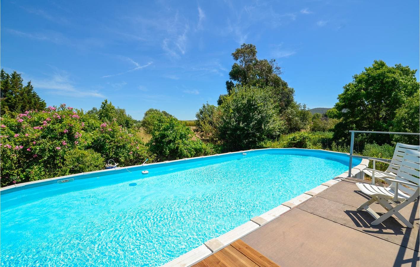 Foto 5 von 31: Appartement am Pool mit Parkplatz & WiFi