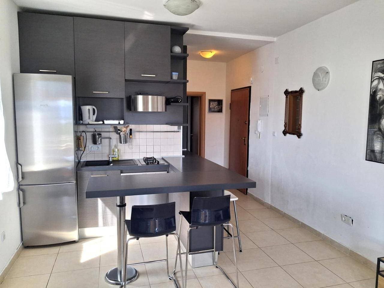 Foto 13 von 17: One-Bedroom Apartment with Balcony and Sea View