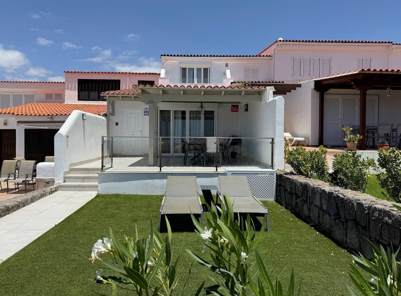 Foto 2 von 40: Villa 'Verano' mit Meerblick, WLAN und Klimaanlage