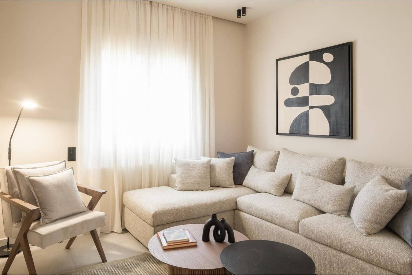 Foto 9 von 37: Villa für 6 Personen mit Balkon