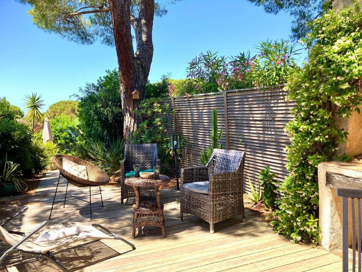 GIGARO - Terrasses et jardin à 5mn à pied de la plage - piscine & parking 1