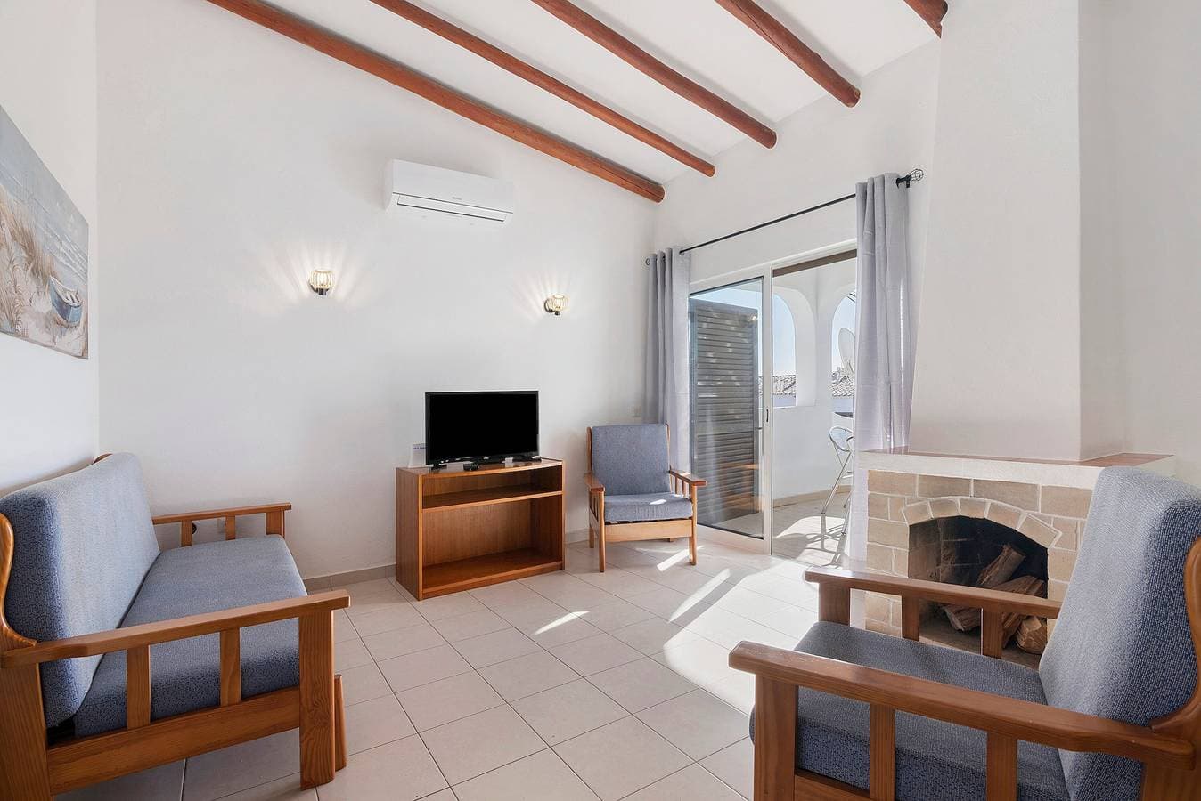 Foto 5 von 26: Apartment 'Moradia Das Gaivotas 6' mit Gemeinschaftspool, Garten und Balkon