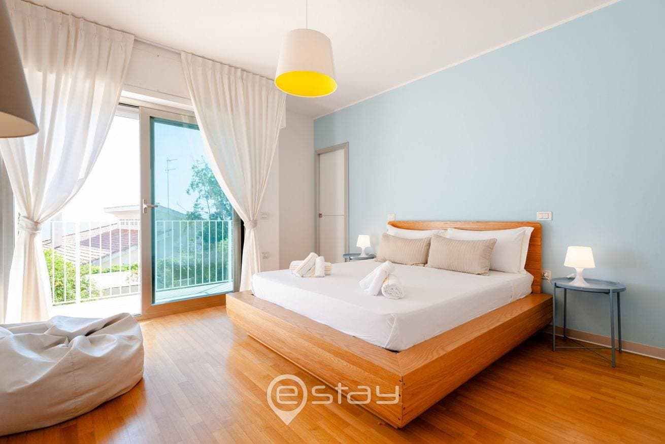 Foto 4 von 55: Villa für 7 Personen mit Garten