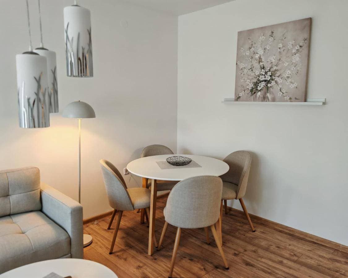 Foto 4 von 27: One-Bedroom Apartment