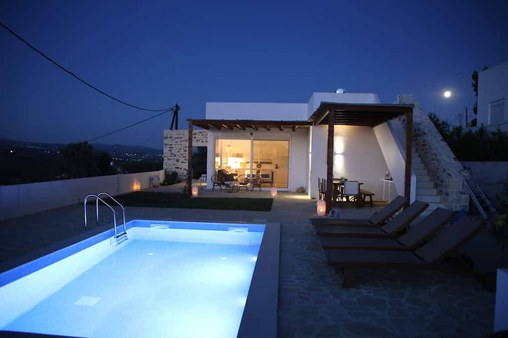 Villa in Kamilari, Heraklion und Umgebung mit Meer- und Bergblick und privatem Pool 1