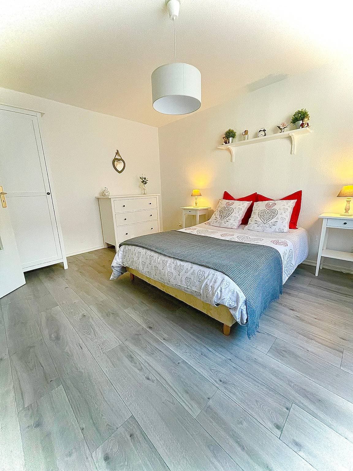 Foto 10 von 28: Ferienwohnung für 4 Personen mit Balkon