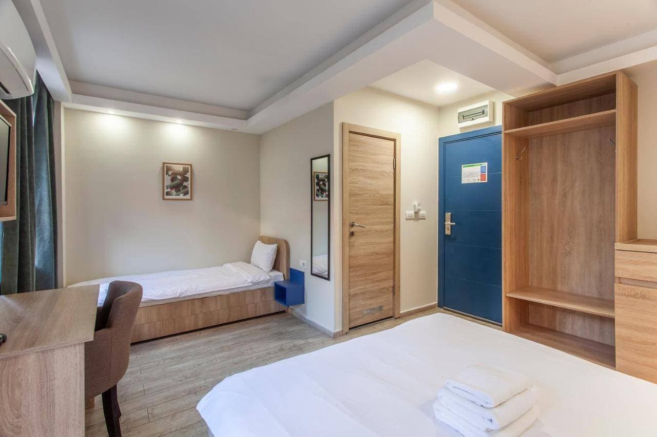 Foto 4 von 11: Economy Double Room