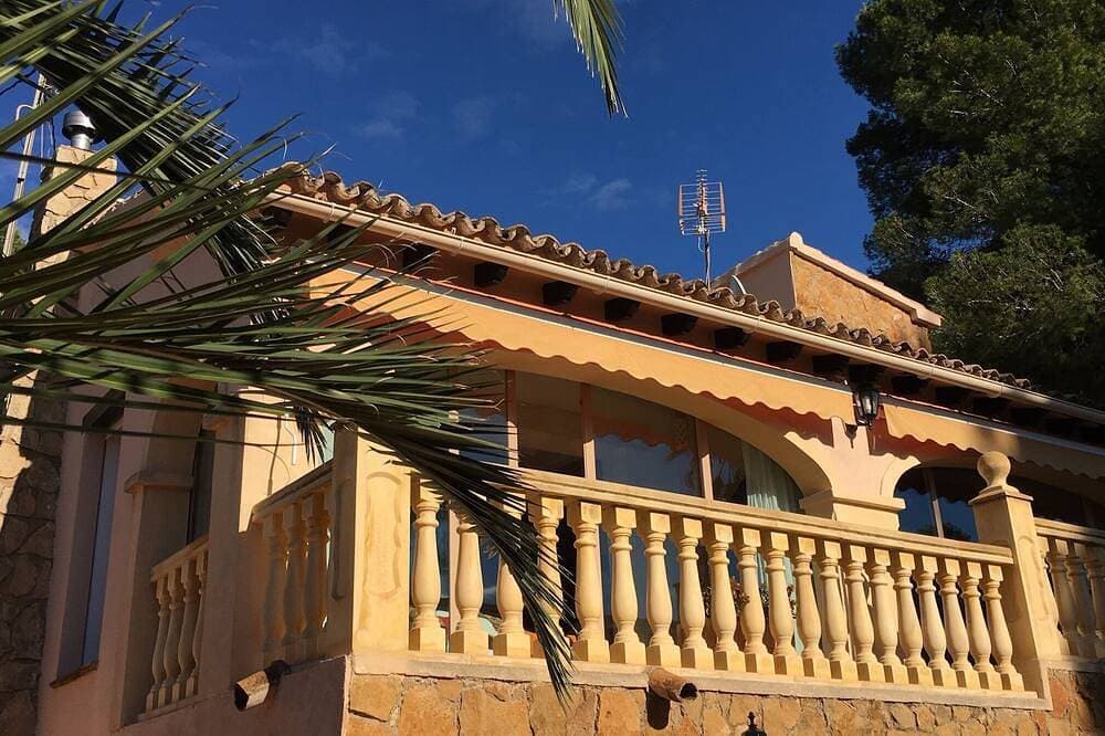 Foto 3 von 30: Authentische Villa, Klimaanlage, sehr privat, WIFI, tropischer Garten, privates Schwimmbad, in der Nähe des Meeres