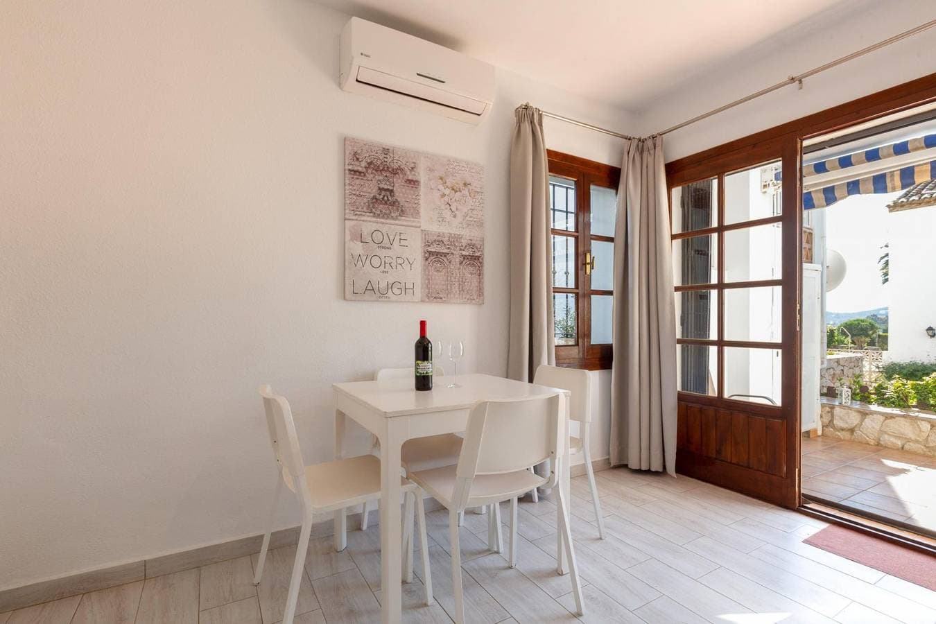 Foto 11 von 28: Valleverde - Cosy apartment with shared pool and free WiFi.
