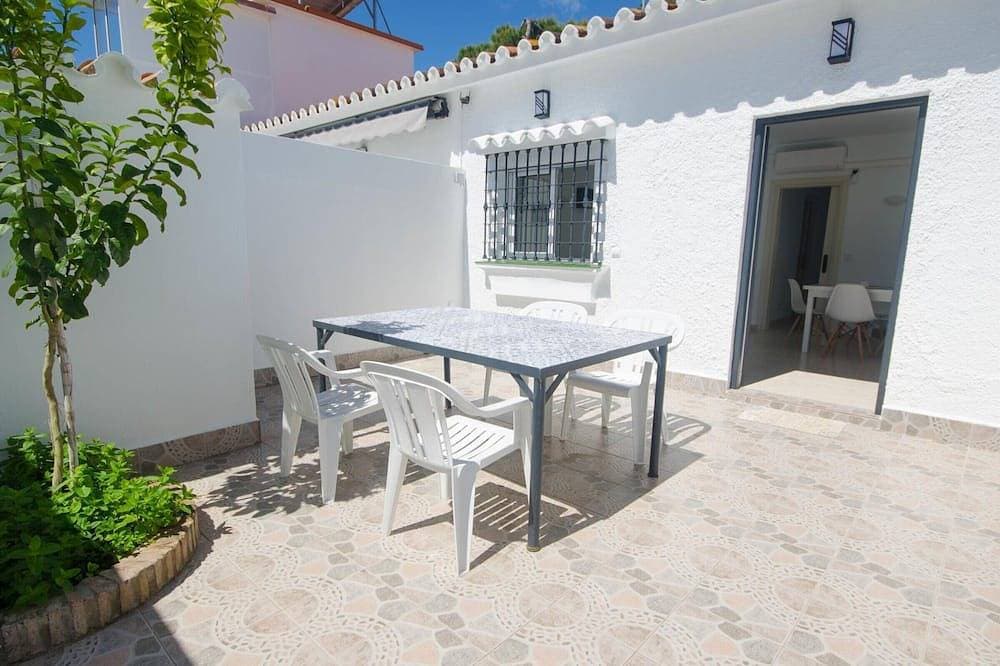 Strandbungalow in Estepona mit privatem Patio und Klimaanlage 1