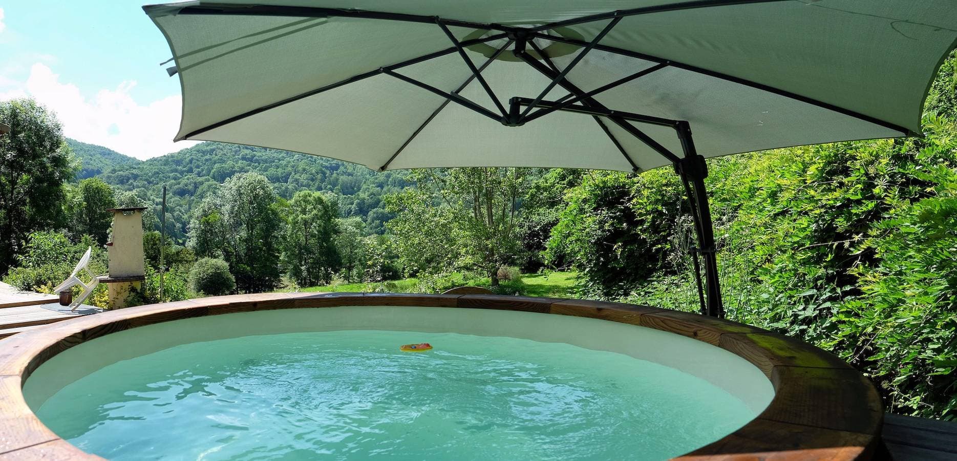 Calme, vue, espace et spa privatif 1