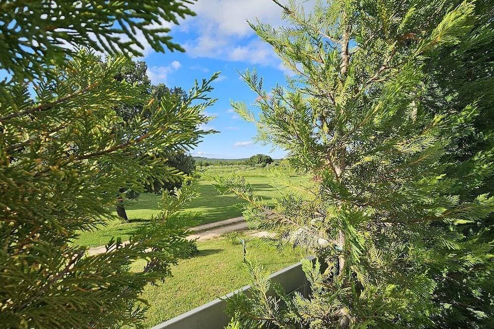 Foto 8 von 22: Bezauberndes und hundefreundliches Apartment mit Pool, Privatparkplatz, Klima