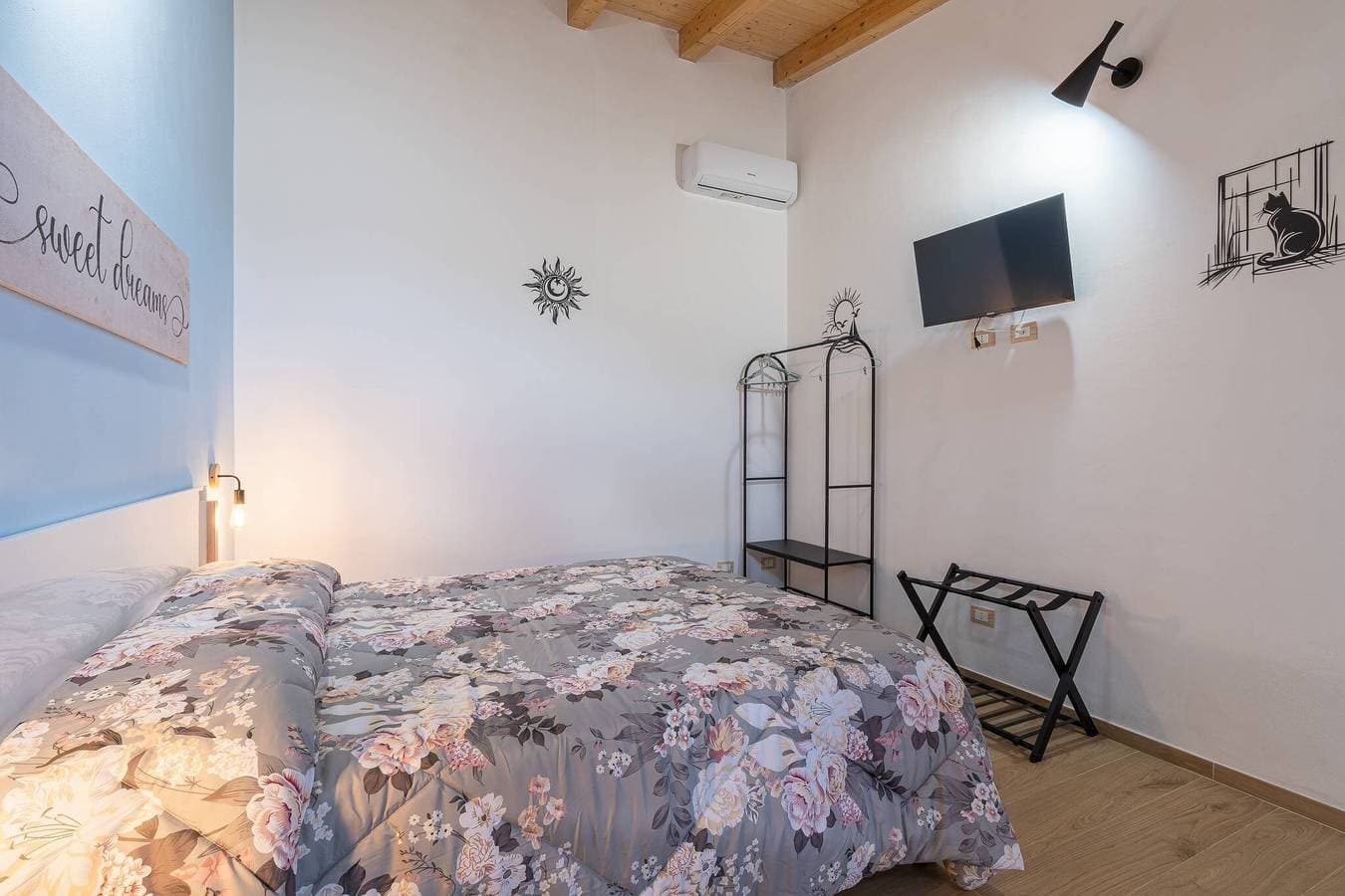 Foto 7 von 24: Zimmer 'Baglio Netino - Valentina' mit Meerblick, WLAN und Klimaanlage